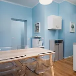 Classbnb - Apartment Just 2 Minutes Walk From Domodossola M5 Metro Station