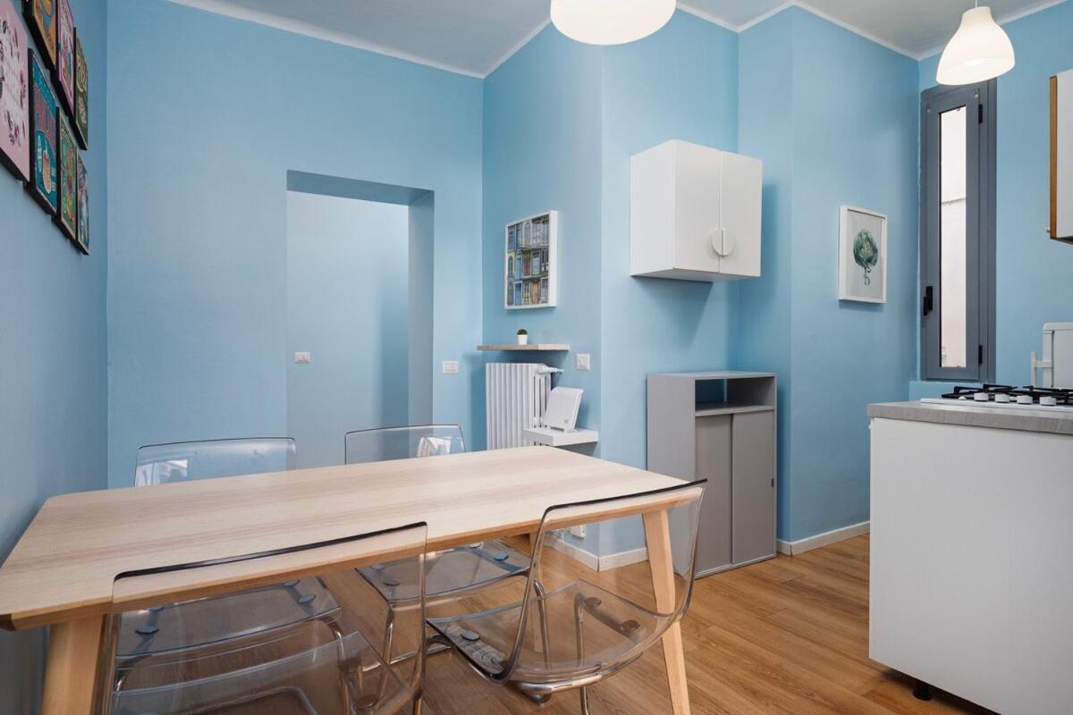 Classbnb - Just 2 Minutes Walk From Domodossola M5 Metro Station Apartment Mailand