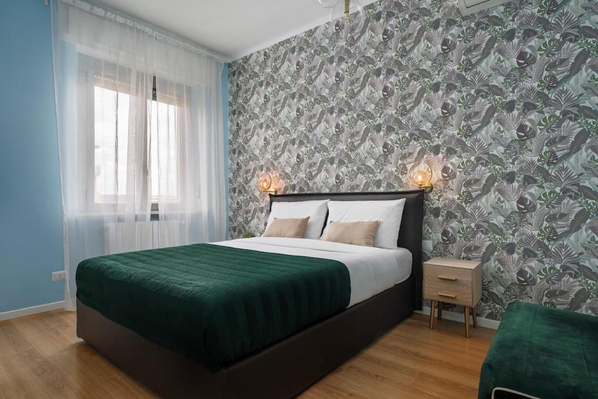Classbnb - Just 2 Minutes Walk From Domodossola M5 Metro Station * Milano